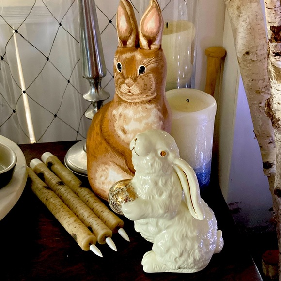 Easter Bunny Marked "Made In China Alliance Power". - Picture 4 of 8